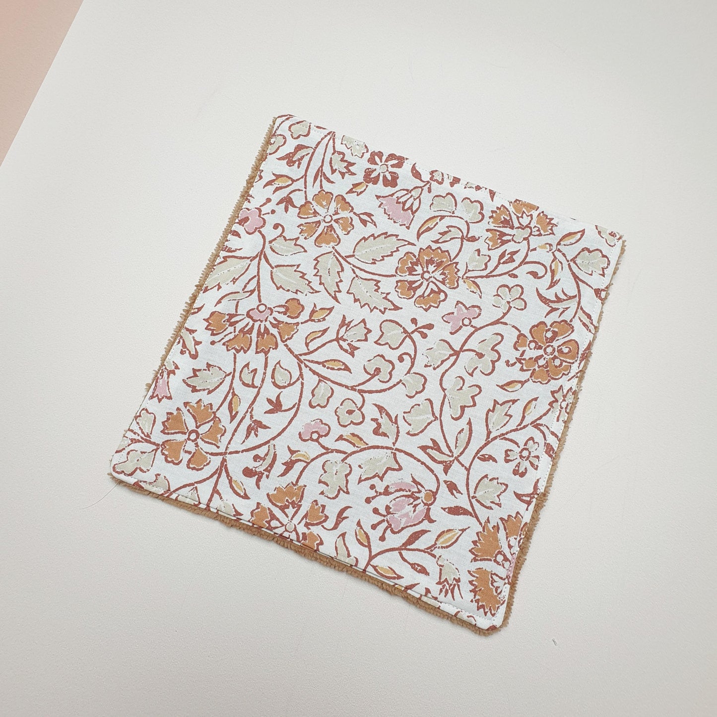 Débarbouillette lavable bébé – Éponge bambou douce & personnalisable