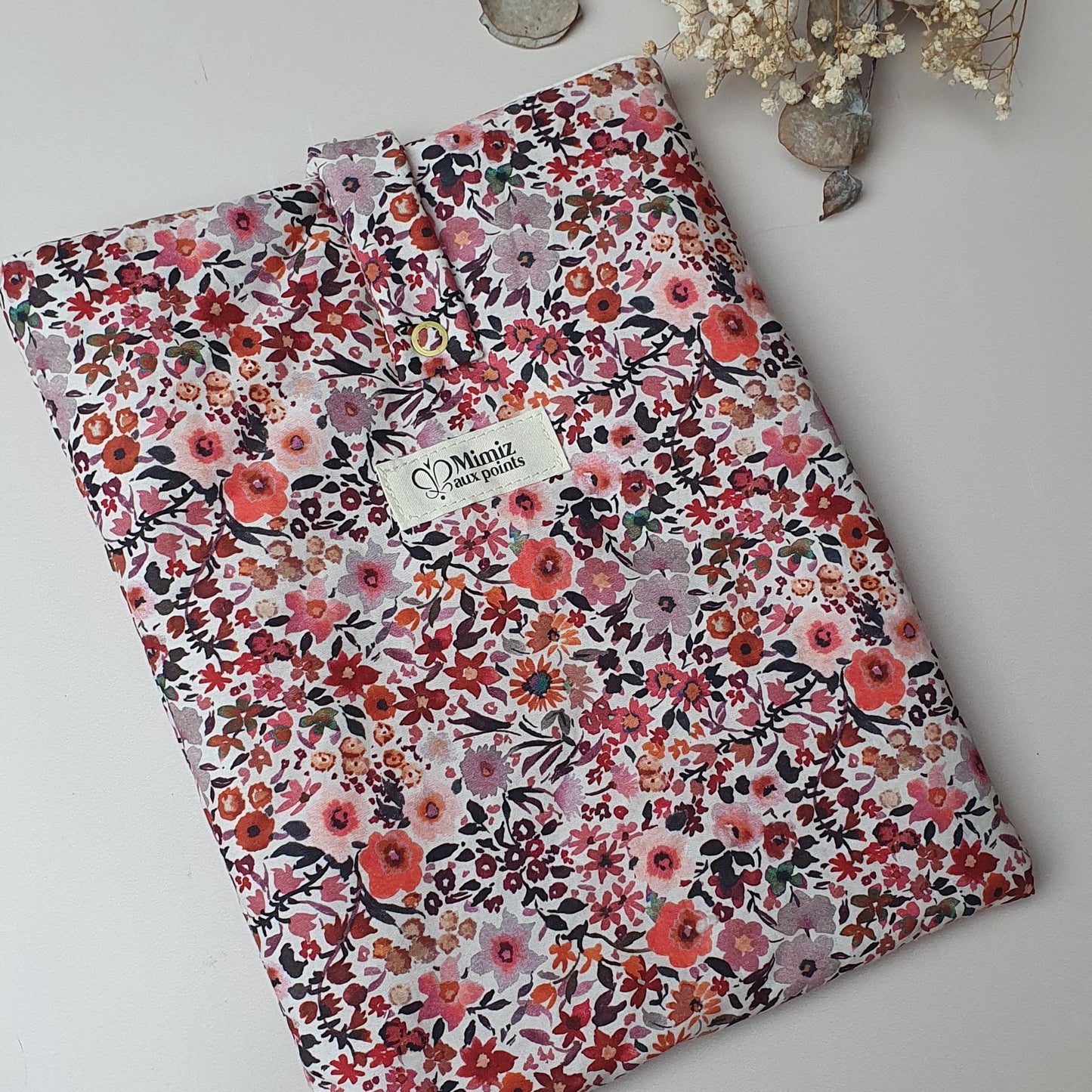 En stock – Housse de livre broché 22×28 cm motif fleuri en coton fait main