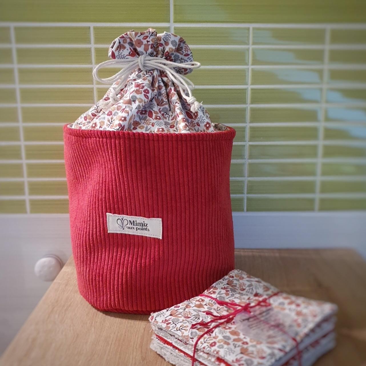 Corbeille souple à liens – Trousse de toilette pratique et élégante