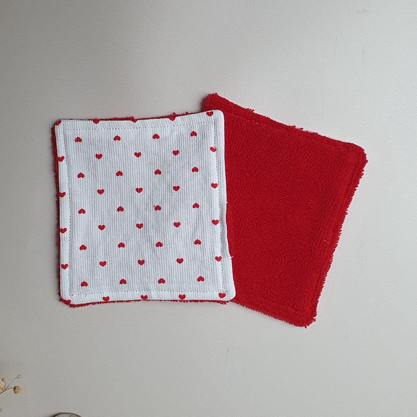 En stock – Lingette lavable coton cœur rouge & éponge bambou rouge réutilisable
