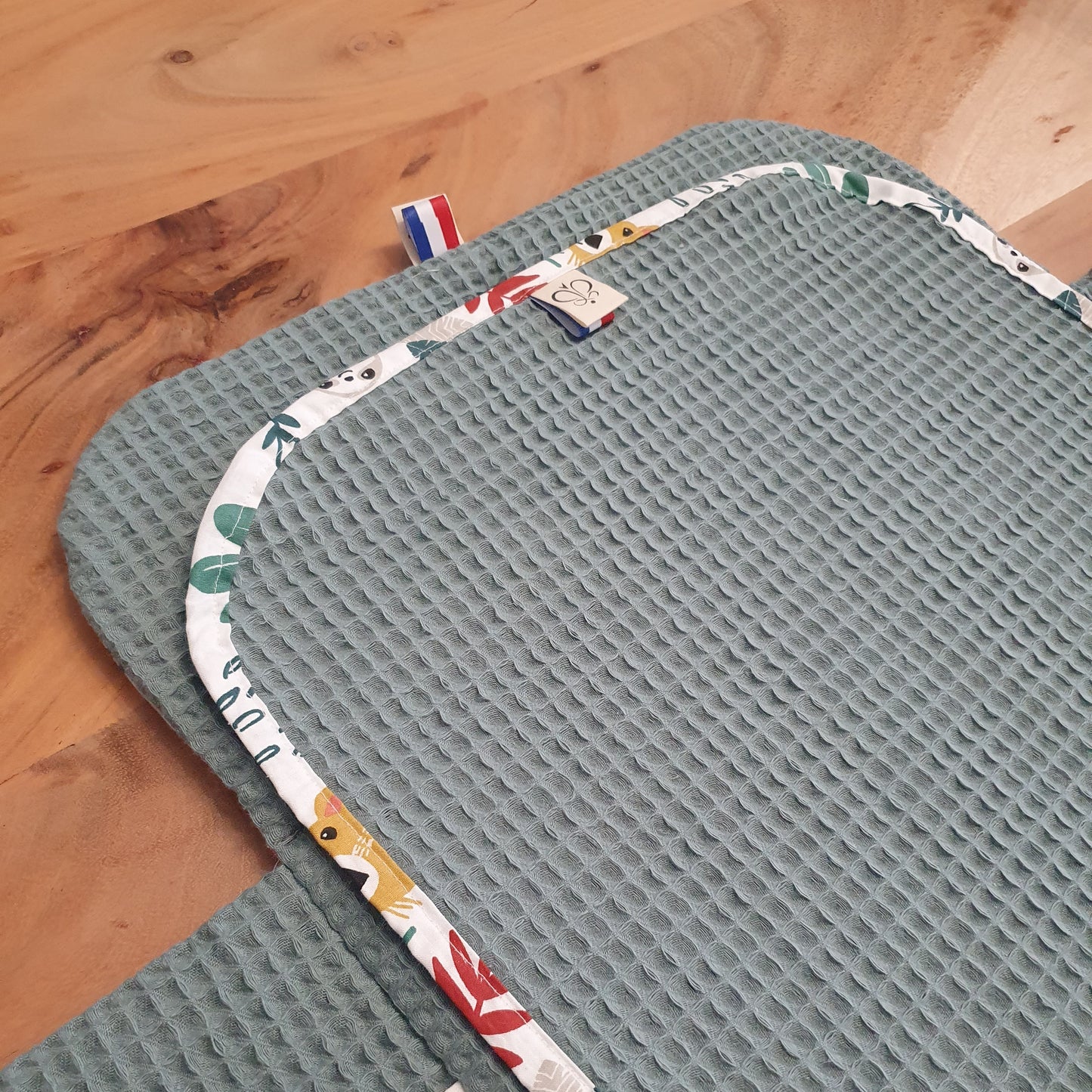 Serviette de change assortie – Douceur et praticité pour bébé