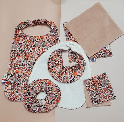 Lot Fleurs Peps bébé & adulte – Bavoirs, serviettes, lingettes & chouchou