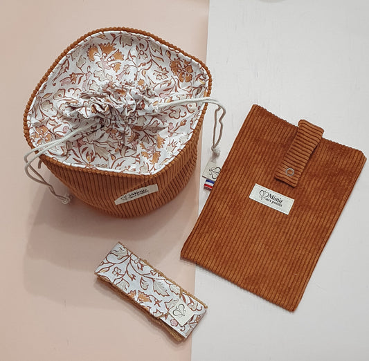 Lot Méhari fait main – Trousse imperméable, bandeau & housse livre